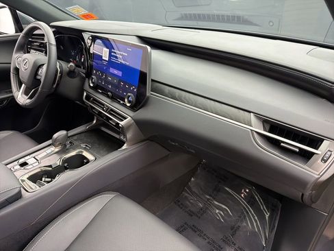 Used 2025 Lexus RX 350 Premium w/ Kick Sensor & Tow Package image 26