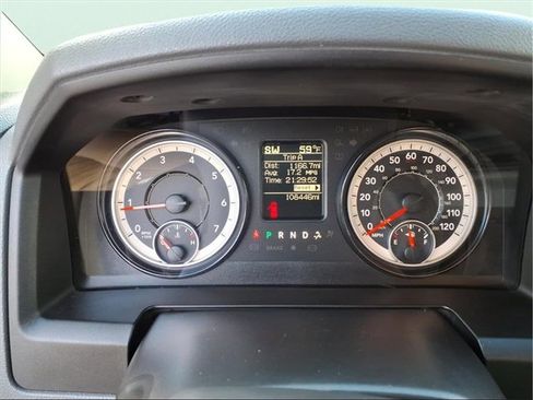 Used 2019 RAM 1500 Classic SLT image 12