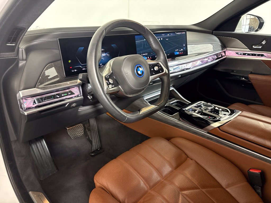 Certified 2024 BMW i7 eDrive50 RWD image 27