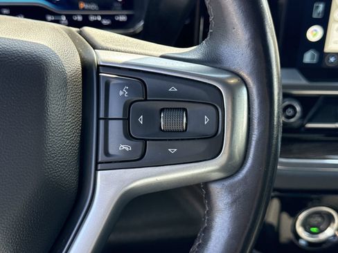 Used 2022 Chevrolet Silverado 1500 LT AWD/4WD image 29
