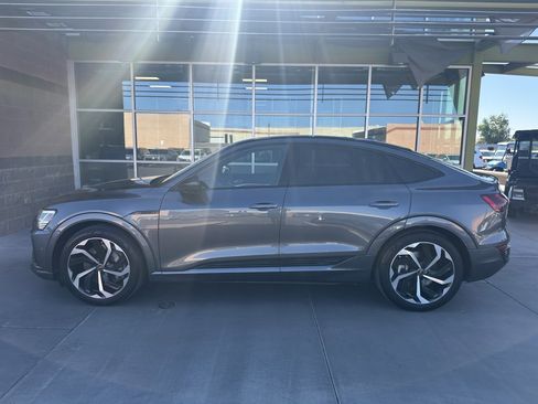Used 2024 Audi Q8 e-tron Premium Plus w/ Premium Plus Package AWD/4WD image 6