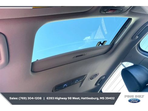 Used 2025 Kia Telluride S FWD image 15