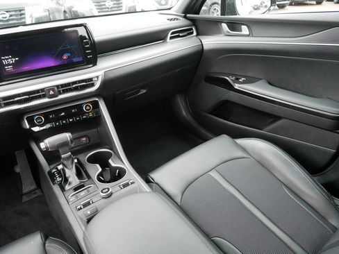 Used 2024 Kia K5 GT-Line image 11