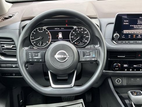 Certified 2023 Nissan Rogue SV image 16