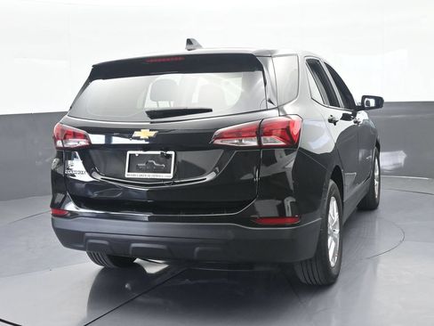 Used 2023 Chevrolet Equinox LS FWD image 5