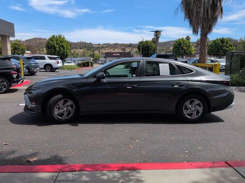 Used 2026 Hyundai Sonata SE FWD image 5