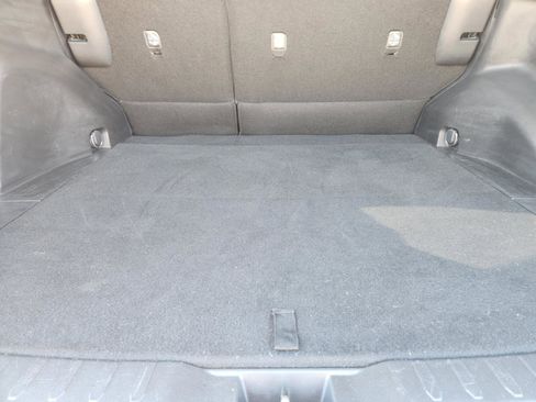 Used 2021 Toyota RAV4 LE w/ Carpet Mat Package (TMS) FWD image 31
