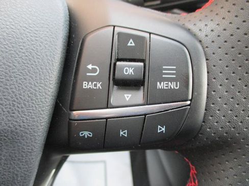 Used 2023 Ford Escape ST-Line w/ Tech Pack #1 image 9