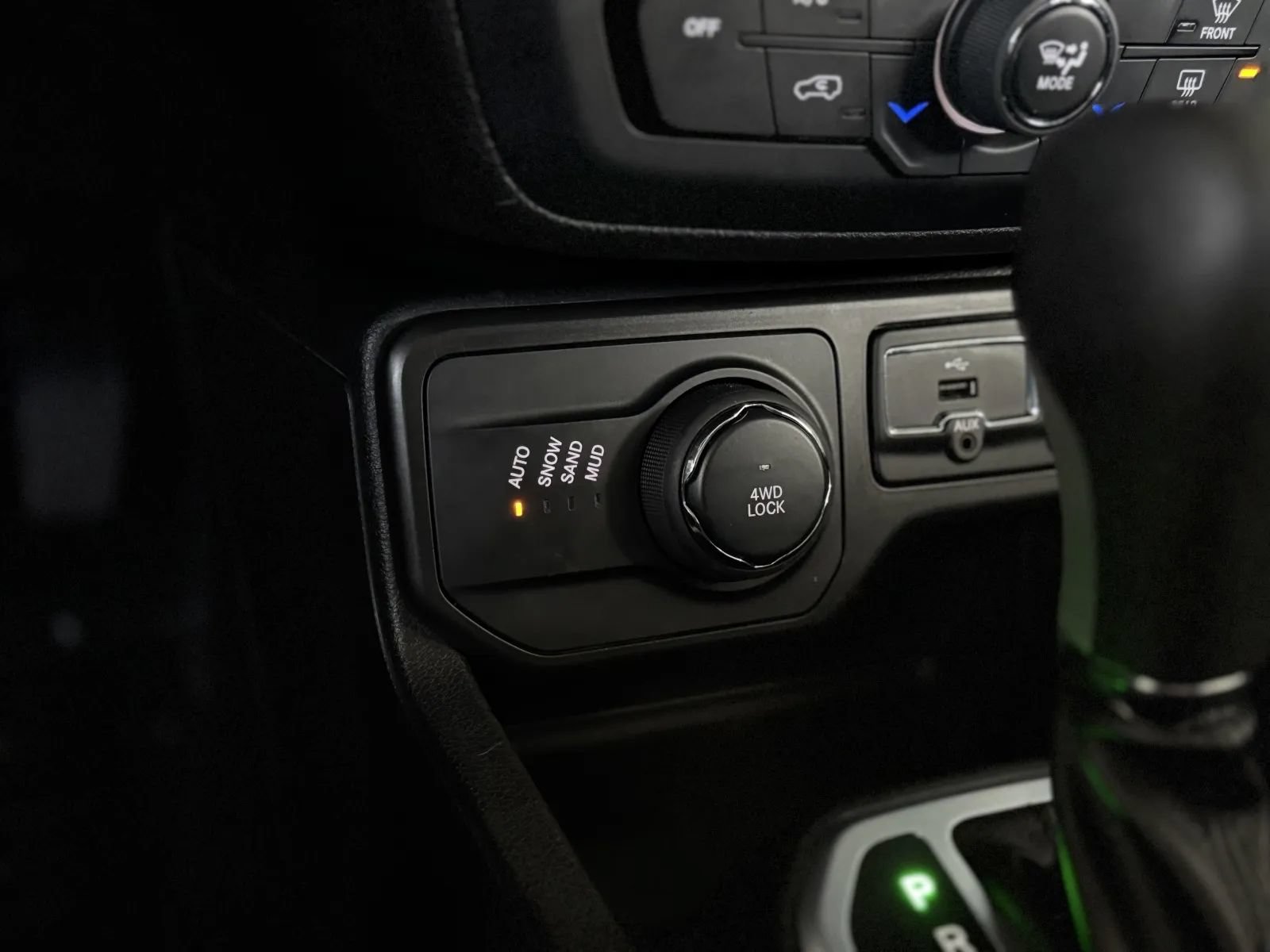 Used 2020 Jeep Renegade Altitude AWD/4WD image 33