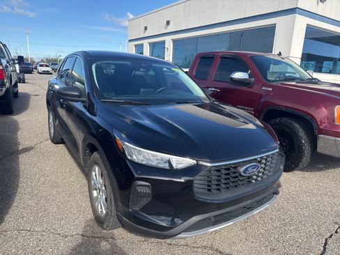 Used 2023 Ford Escape Active AWD/4WD image 21