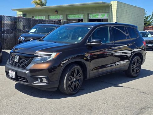 Used 2019 Honda Passport Sport image 2