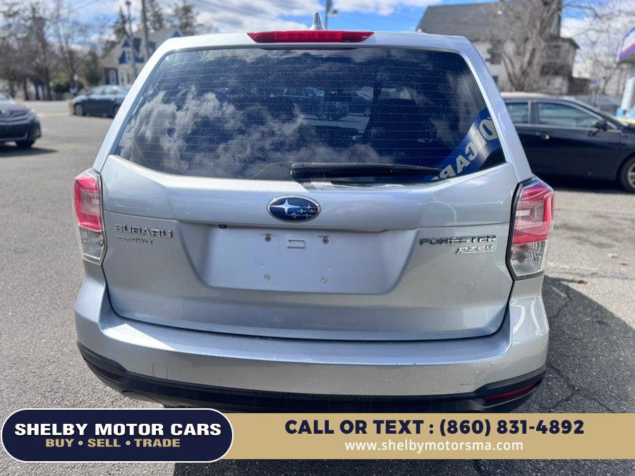 Used 2017 Subaru Forester 2.5i AWD/4WD image 6