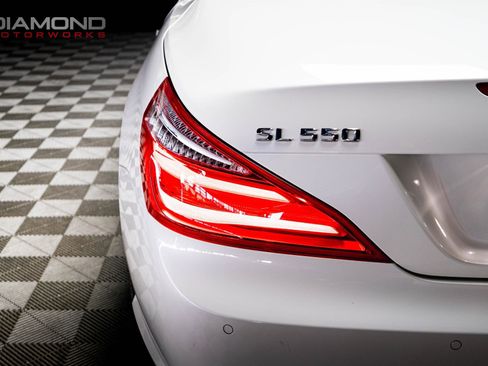 Used 2015 Mercedes-Benz SL 550 image 68