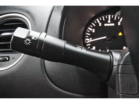 Used 2020 Nissan Pathfinder Platinum FWD image 20