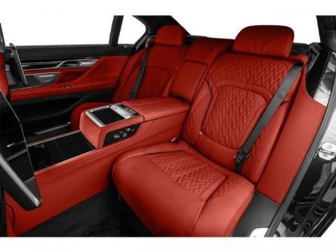 Certified 2022 BMW ALPINA B7 xDrive w/ Luxury Rear Seating Package image 13