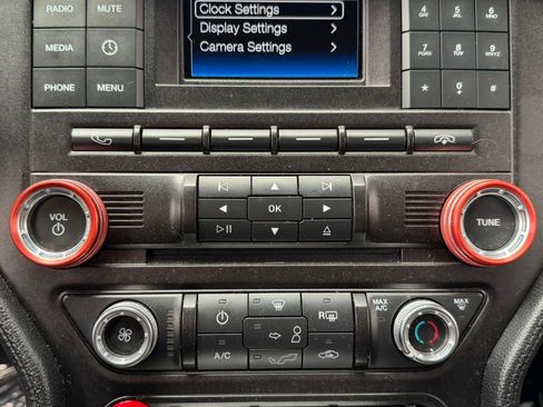 Used 2017 Ford Mustang GT w/ Black Accent Package RWD image 17