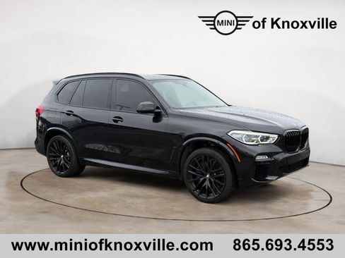 Used 2020 BMW X5 M50i w/ Executive Package image 1