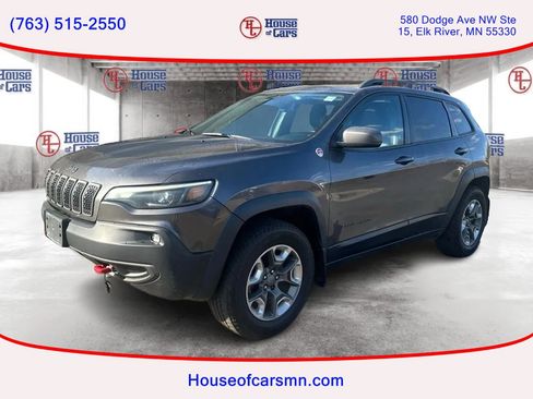 Used 2019 Jeep Cherokee Trailhawk image 1