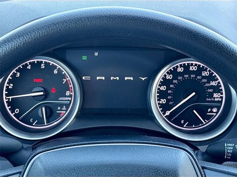 Used 2022 Toyota Camry LE image 13