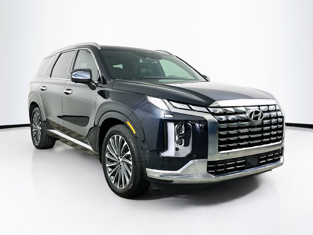 Used 2024 Hyundai Palisade Calligraphy AWD/4WD image 2