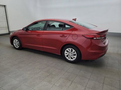 Used 2017 Hyundai Elantra SE w/ Cargo Package image 3