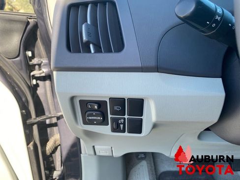 Used 2010 Toyota Prius Five FWD image 32