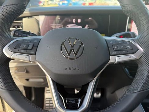 New 2026 Volkswagen Tiguan SEL R-Line AWD/4WD image 16