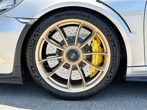 Certified 2019 Porsche 911 GT3 RS RWD image 43