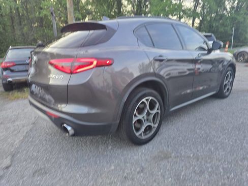 Used 2018 Alfa Romeo Stelvio Sport w/ Quick Order Package 22J Sport image 10