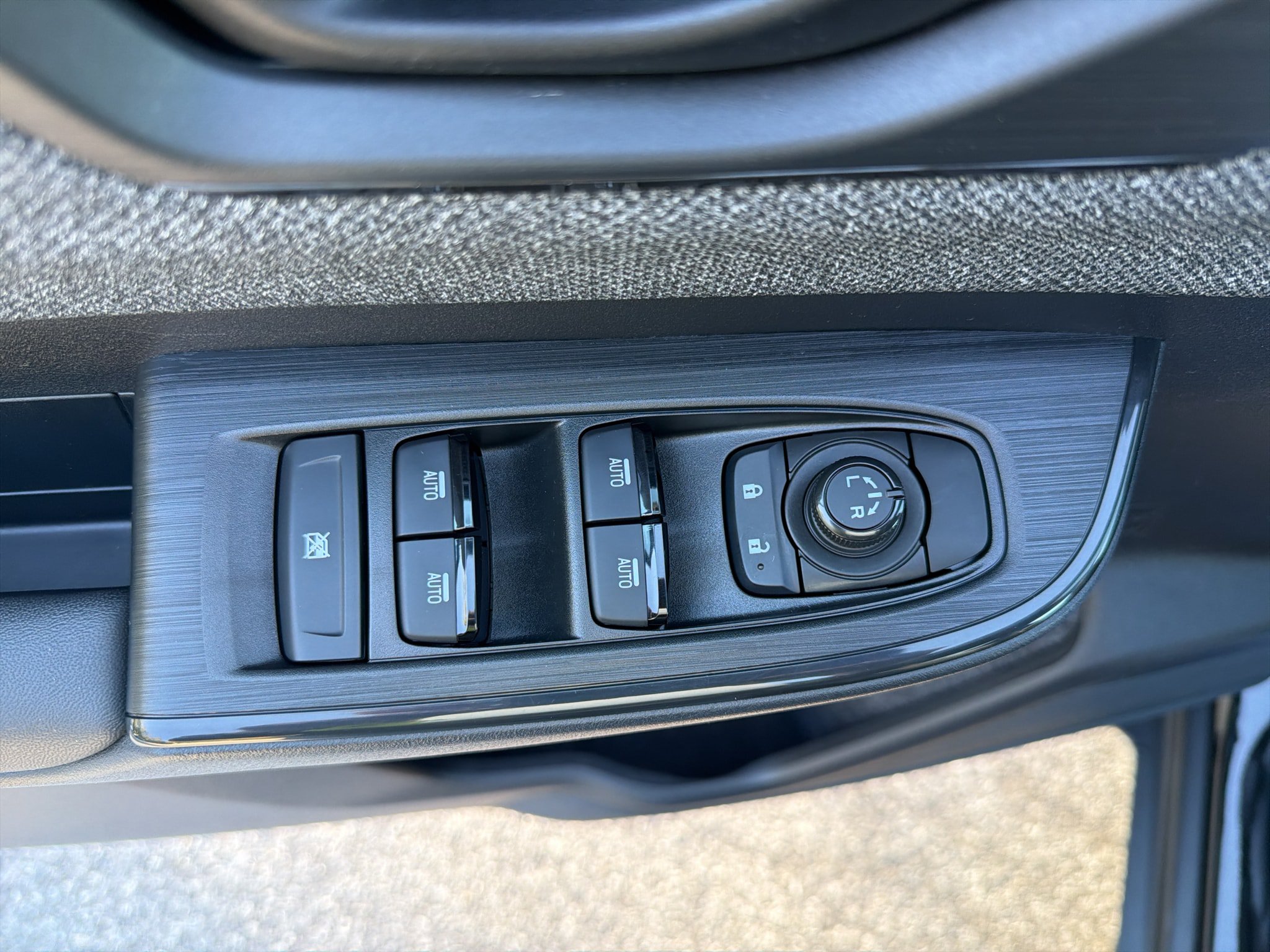 Certified 2026 Subaru Outback Premium AWD/4WD image 10