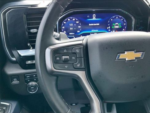 Used 2023 Chevrolet Silverado 1500 High Country w/ Technology Package AWD/4WD image 17