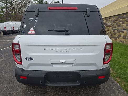 New 2026 Ford Bronco Sport Outer Banks AWD/4WD image 12