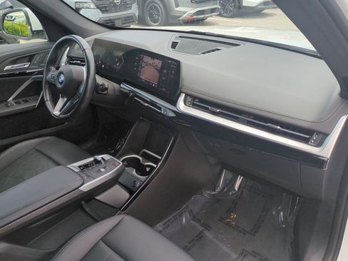 Used 2025 BMW X1 xDrive28i AWD/4WD image 44
