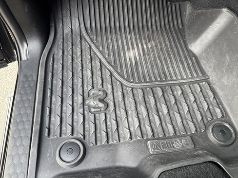 Used 2024 RAM 2500 Big Horn w/ Night Edition image 16