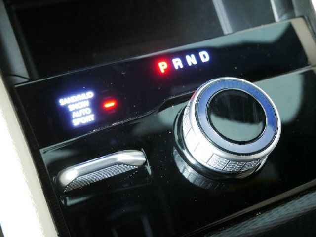 Used 2023 Jeep Grand Cherokee Limited w/ Luxury Tech Group II AWD/4WD image 31