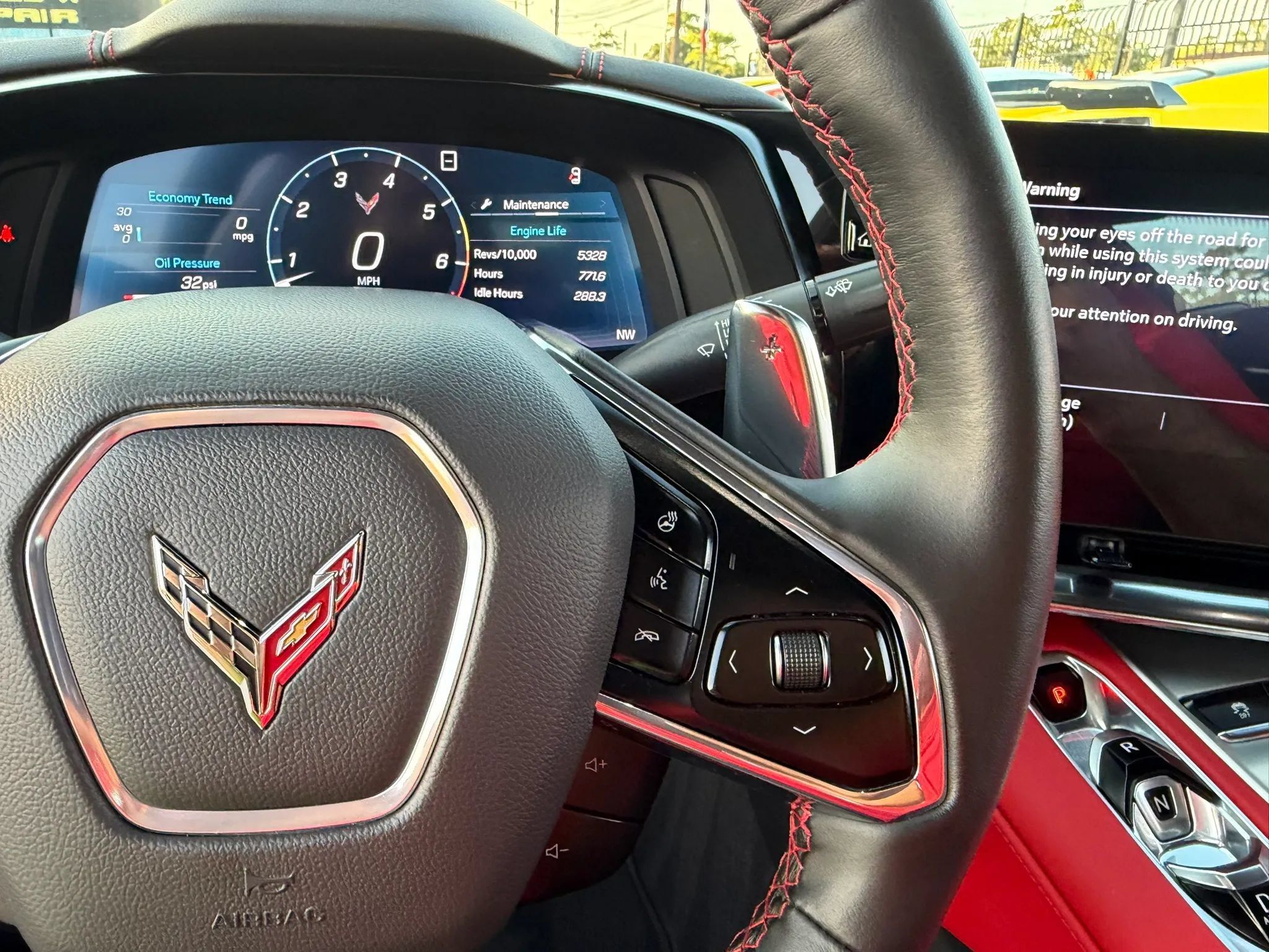 Used 2020 Chevrolet Corvette Stingray Preferred Cpe w/ 2LT Preferred Equipment Group RWD image 28