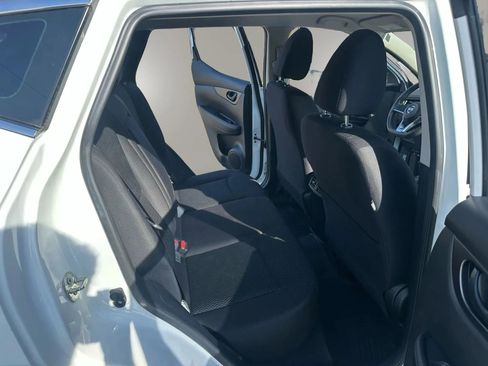 Used 2018 Nissan Rogue Sport S w/ S Appearance Package FWD image 17