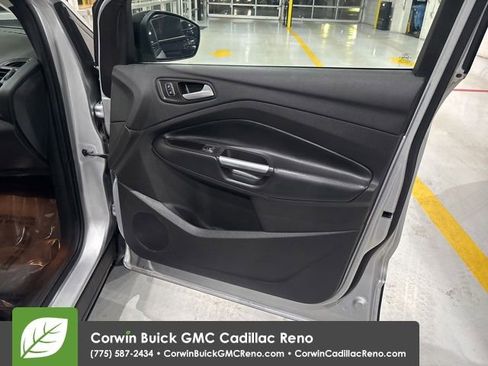 Used 2019 Ford Escape SE AWD/4WD image 18