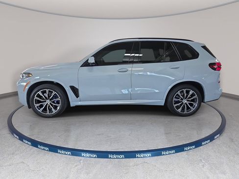 Certified 2024 BMW X5 xDrive40i w/ M Sport Package AWD/4WD image 11