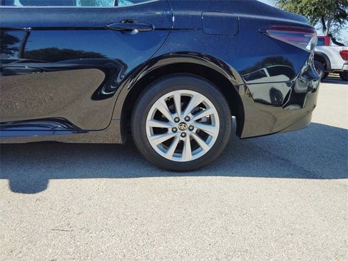 Used 2024 Toyota Camry LE image 20