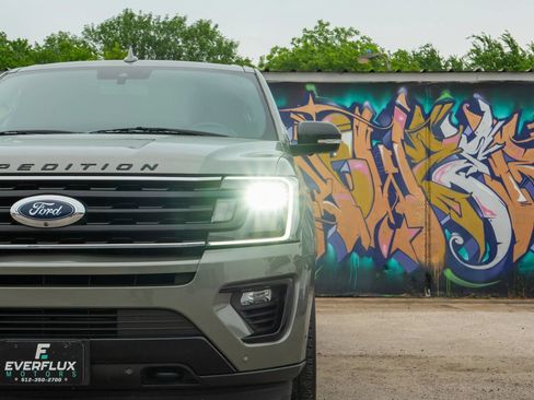 Used 2019 Ford Expedition Max Limited w/ Equipment Group 303A AWD/4WD image 11