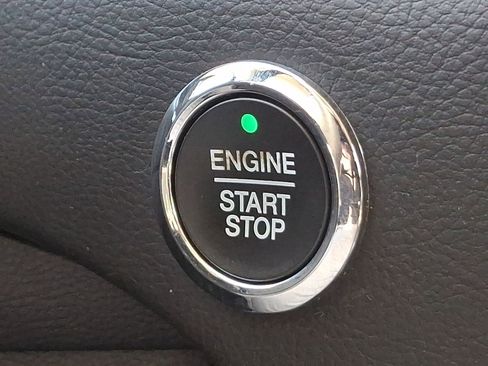 Used 2022 Ford Edge SEL w/ Convenience Package image 24