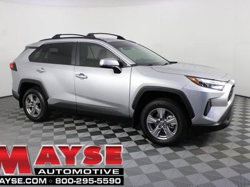 Used 2023 Toyota RAV4 XLE AWD/4WD image 1