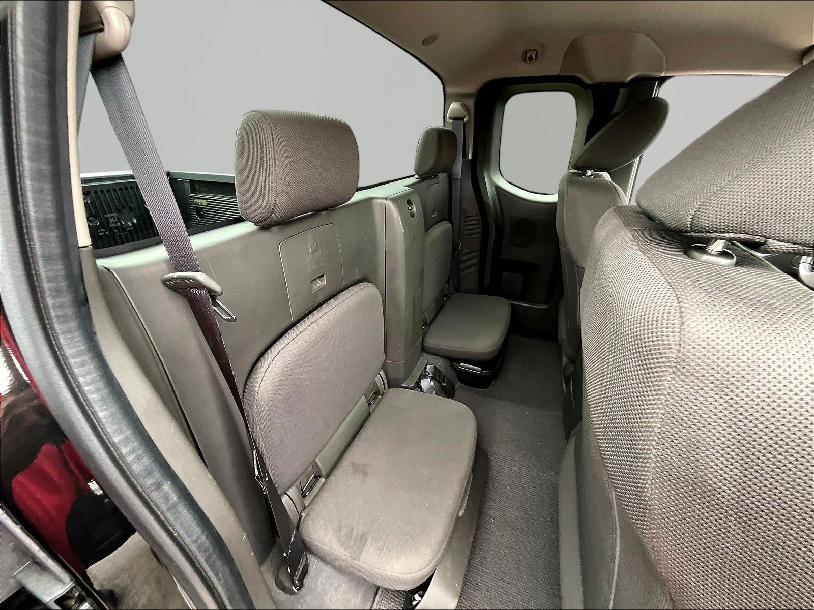 Certified 2021 Nissan Frontier S RWD image 25