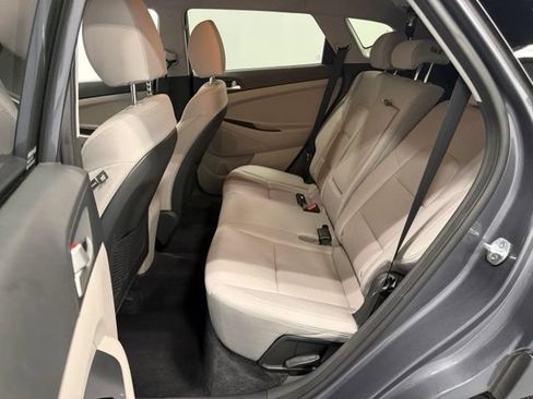 Used 2019 Hyundai Tucson SE FWD image 31