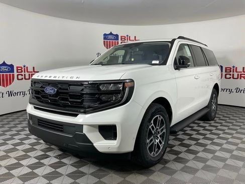 New 2025 Ford Expedition Active image 7