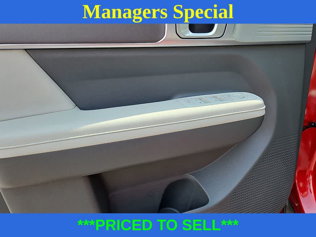Used 2026 Hyundai Santa Fe SEL FWD image 12