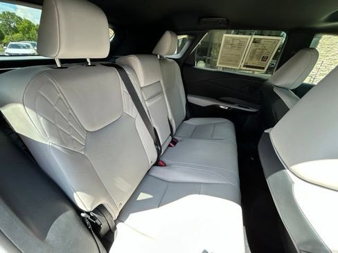 Used 2025 Lexus RX 350h w/ Convenience Package AWD/4WD image 30