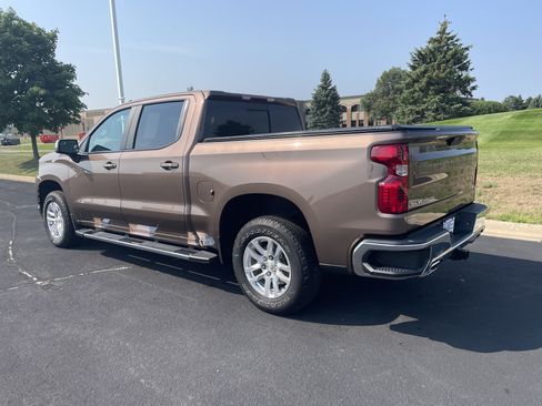 Used 2019 Chevrolet Silverado 1500 LT w/ All-Star Edition AWD/4WD image 3