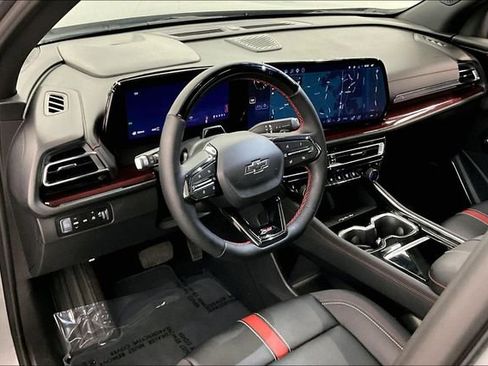 Used 2026 Chevrolet Traverse RS image 16